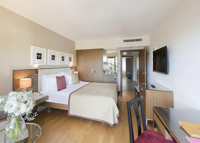 Arum Barut Collection Side