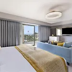 Arum Barut Collection Side