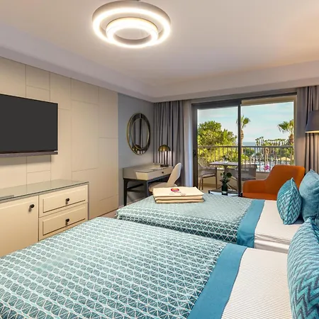 Arum Barut Collection