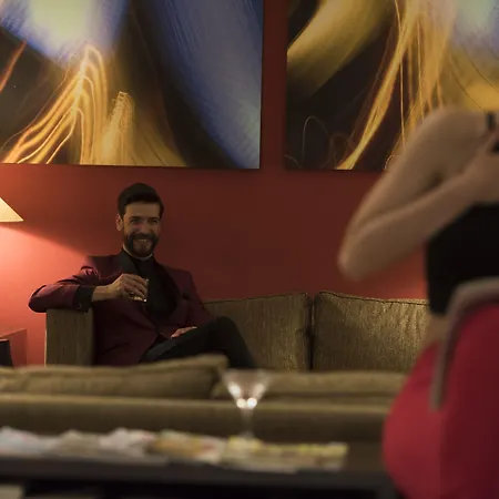 Arum Barut Collection Side