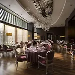 Arum Barut Collection فندق 5*