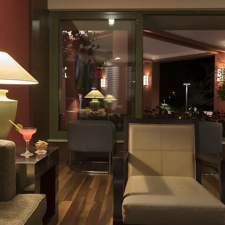 Arum Barut Collection Side